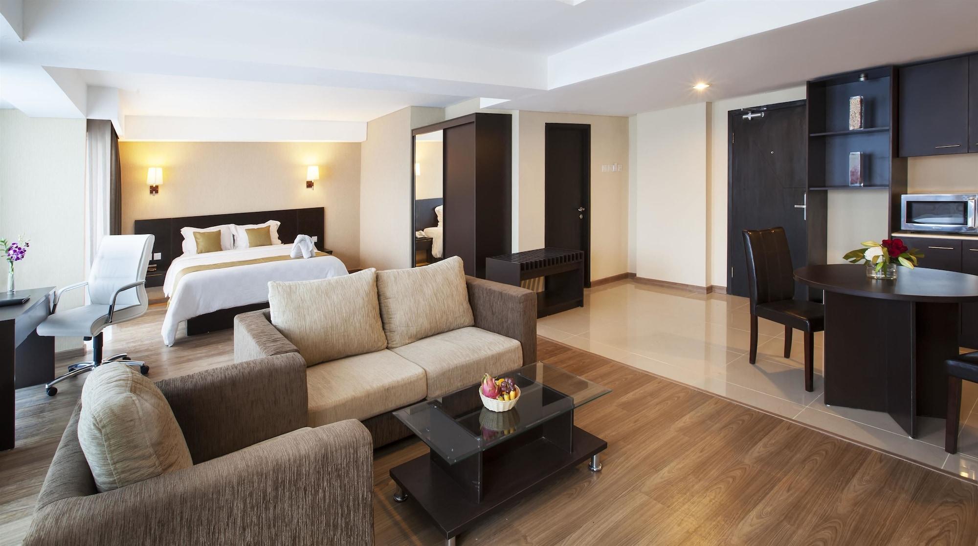 Best Western Premier The Hive Giacarta Esterno foto