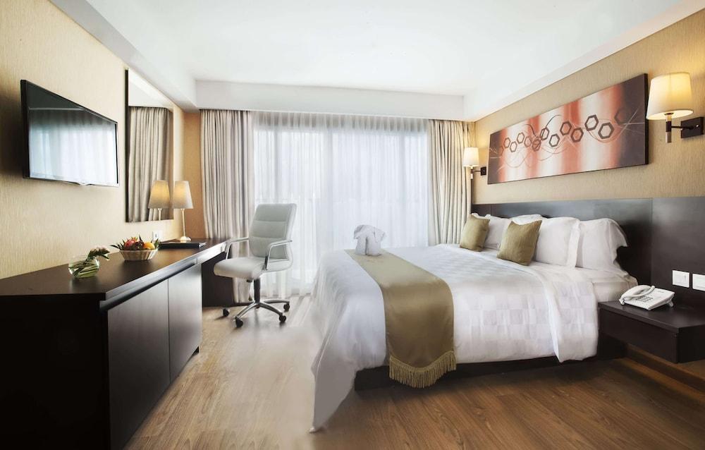 Best Western Premier The Hive Giacarta Esterno foto