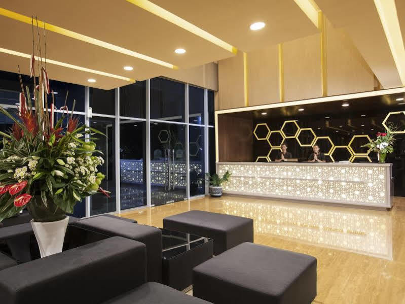 Best Western Premier The Hive Giacarta Esterno foto